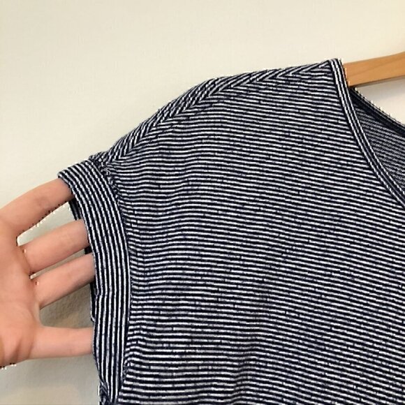 CALVIN KLEIN PERFORMANCE Navy Blue White Short Cap Sleeve Cutout Back Tee Small - Picture 6 of 8